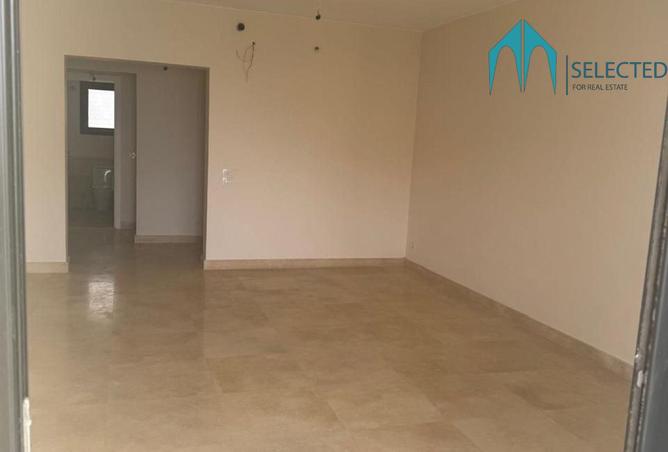 8360001 - Property Image 3