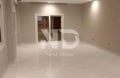 شقة - 3 غرف نوم - 3 حمامات للايجار في غرب الجولف - كمبوندات القطامية - القطامية - مدينة القاهرة الجديدة - القاهرة