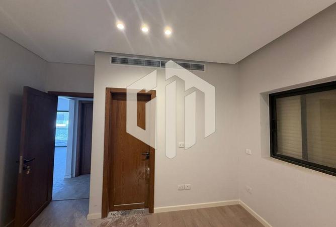 8039684 - Property Image 2