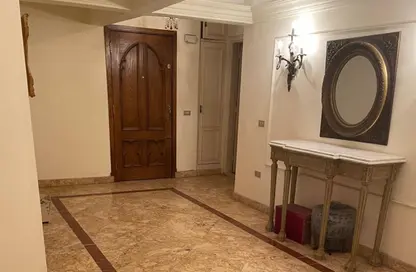 Apartment - 4 Bedrooms - 4 Bathrooms for sale in Abdullah Deraz St. - Ard El Golf - Heliopolis - Masr El Gedida - Cairo