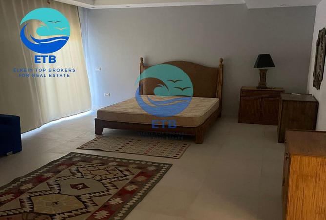 8372292 - Property Image 2