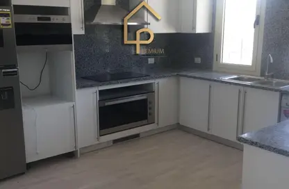 فيلا - 4 غرف نوم - 4 حمامات للبيع في جولف فيوز - طريق مصر اسكندرية الصحراوي - مدينة 6 أكتوبر - الجيزة فيلا - 4 غرف نوم - 4 حمامات للبيع في جولف فيوز - طريق مصر اسكندرية الصحراوي - مدينة 6 أكتوبر - الجيزة