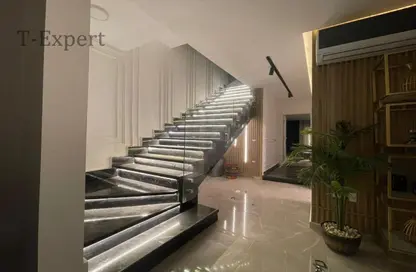 (بنتهاوس  (روف - 5 غرف نوم - 3 حمامات للبيع في ماونتن فيو هايد بارك - كمبوندات التجمع الخامس - التجمع الخامس - مدينة القاهرة الجديدة - القاهرة