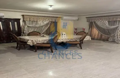 Apartment - 3 Bedrooms - 2 Bathrooms for sale in Area G - Ganoob El Acadimia - New Cairo City - Cairo