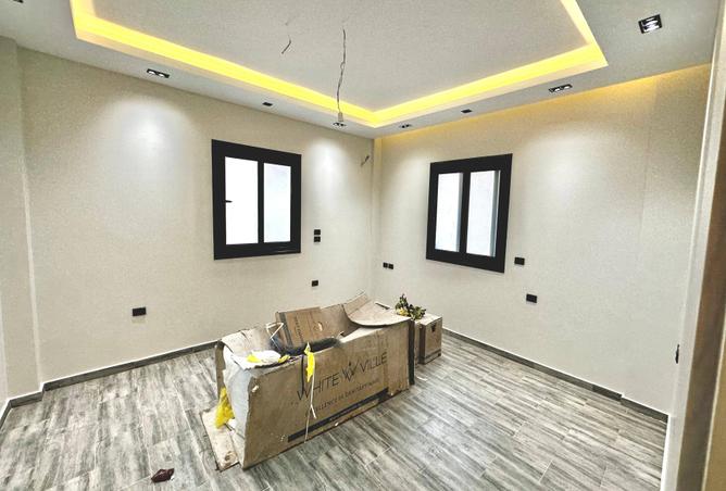 8015817 - Property Image 3