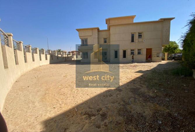 8090633 - الصورة الرئيسية للعقار