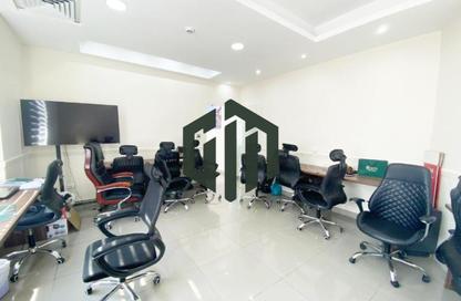 مساحات مكتبية - استوديو - 2 حمامات للايجار في شارع مجمع البنوك - شارع التسعين الجنوبي - التجمع الخامس - مدينة القاهرة الجديدة - القاهرة