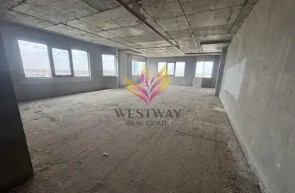 مساحات مكتبية - استوديو - 4 حمامات للبيع في ذا بورتال - بيفرلي هيلز - كمبوندات الشيخ زايد - الشيخ زايد - الجيزة