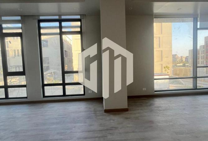 8366020 - Property Image 3