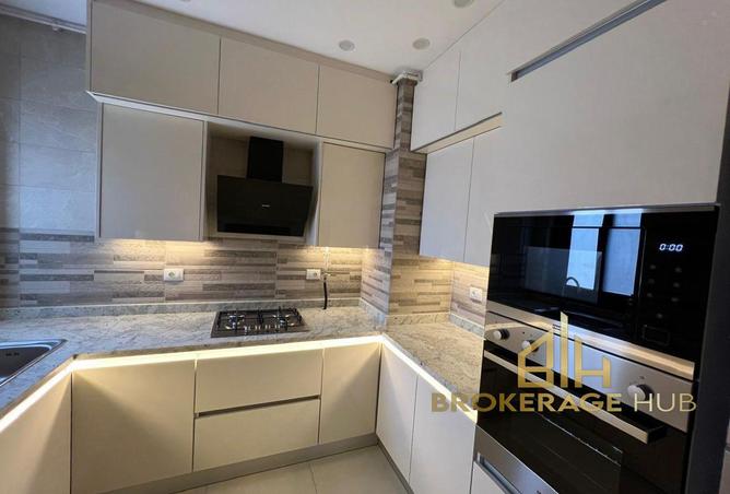 8195672 - Property Image 3