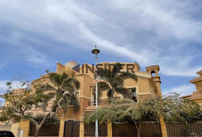 8381348 - Property Image 2