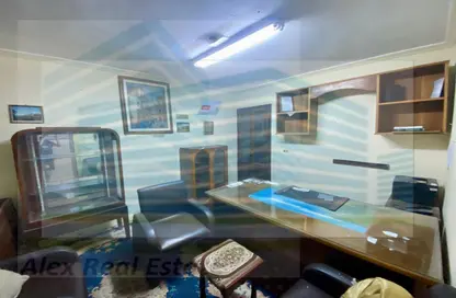 مساحات مكتبية - استوديو - 1 حمام للايجار في شارع فؤاد - محطة الرمل - حي وسط - الاسكندرية