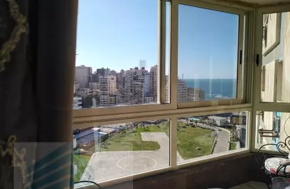 Apartment - 2 Bedrooms - 1 Bathroom for rent in Al Mosheer Ahmed Ismail St. - Sidi Gaber - Hay Sharq - Alexandria