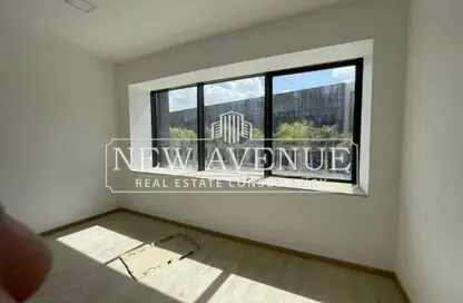 Office Space - Studio - 2 Bathrooms for rent in Lake View Residence - 5th Settlement Compounds - The 5th Settlement - New Cairo City - Cairo
