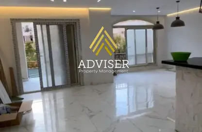 Apartment - 3 Bedrooms - 2 Bathrooms for sale in Stone Residence - 5th Settlement Compounds - The 5th Settlement - New Cairo City - Cairo