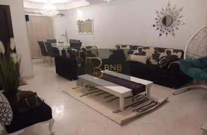 شقة - 2 غرف نوم - 1 حمام للايجار في الشطر السابع - زهراء المعادي - حي المعادي - القاهرة