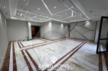 شقة - 3 غرف نوم - 3 حمامات للبيع في ذا كورت ياردز - كمبوندات الشيخ زايد - الشيخ زايد - الجيزة