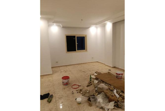 8176158 - Property Main Image