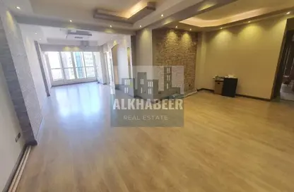 Apartment - 3 Bedrooms - 2 Bathrooms for sale in Degla St. - Mohandessin - Giza