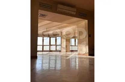 شقة - 4 غرف نوم - 5 حمامات للبيع في شارع كورنيش النيل - المعادي - حي المعادي - القاهرة