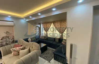Apartment - 3 Bedrooms - 3 Bathrooms for rent in Al Thawra St. - Dokki - Giza