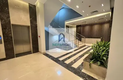 Clinic - Studio - 2 Bathrooms for rent in West Park Mall - 26th of July Corridor - 6 October City - Giza