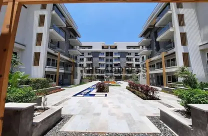 Apartment - 3 Bedrooms - 2 Bathrooms for sale in Mountain View iCity - 5th Settlement Compounds - The 5th Settlement - New Cairo City - Cairo