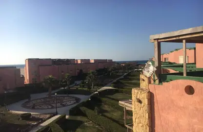 Chalet - 2 Bedrooms - 2 Bathrooms for sale in Bluemar Wadi Degla - Sidi Abdel Rahman - North Coast