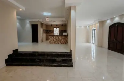 Apartment - 3 Bedrooms - 3 Bathrooms for rent in Fatma Al Sharbatly Mosque - District 3 - The 5th Settlement - New Cairo City - Cairo