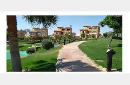 دوبلكس - 3 غرف نوم - 3 حمامات للبيع في غرب الجولف - كمبوندات القطامية - القطامية - مدينة القاهرة الجديدة - القاهرة
