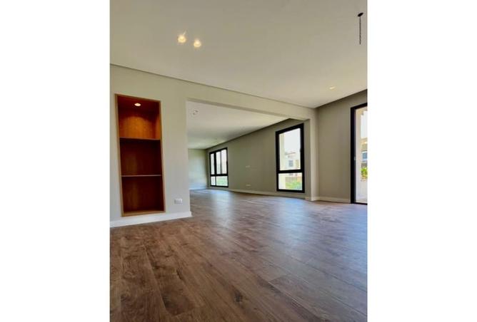 8272592 - Property Image 2