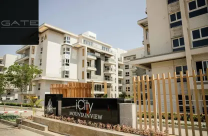 Apartment - 3 Bedrooms - 3 Bathrooms for sale in Mountain View iCity - 5th Settlement Compounds - The 5th Settlement - New Cairo City - Cairo