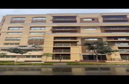 Apartment - 3 Bedrooms - 2 Bathrooms for sale in Al Maqsad - New Capital Compounds - New Capital City - Cairo