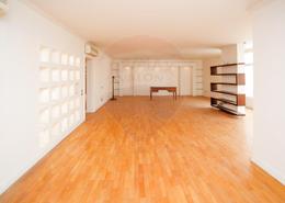 Apartment - 3 bedrooms - 3 bathrooms for للبيع in Kafr Abdo - Roushdy - Hay Sharq - Alexandria
