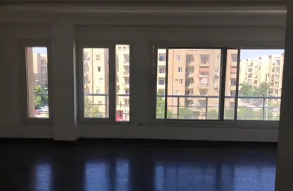 Penthouse - 2 Bedrooms - 2 Bathrooms for rent in Karma Residence - 16th District - Sheikh Zayed City - Giza