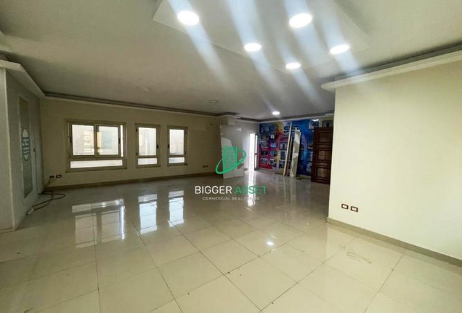 8363202 - Property Image 3