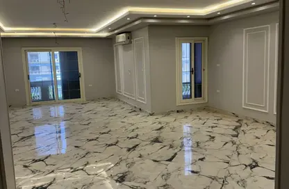 iVilla - 4 Bedrooms - 4 Bathrooms for rent in Mountain View Hyde Park - 5th Settlement Compounds - The 5th Settlement - New Cairo City - Cairo iVilla - 4 Bedrooms - 4 Bathrooms for rent in Mountain View Hyde Park - 5th Settlement Compounds - The 5th Settlement - New Cairo City - Cairo