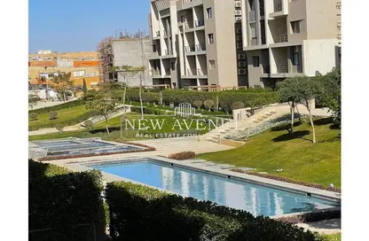 Apartment - 3 Bedrooms - 2 Bathrooms for sale in Villa Square - Fifth Square - The 5th Settlement - New Cairo City - Cairo