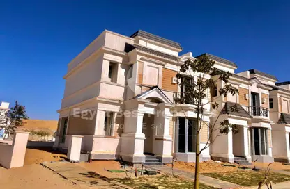 Townhouse - 3 Bedrooms - 4 Bathrooms for sale in Mountain View iCity - 5th Settlement Compounds - The 5th Settlement - New Cairo City - Cairo