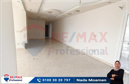 Apartment - 2 Bedrooms - 1 Bathroom for rent in New Smouha - Smouha - Hay Sharq - Alexandria