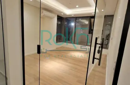 مساحات مكتبية - استوديو - 1 حمام للايجار في ذا لين - محور 26 يوليو - الشيخ زايد - الجيزة