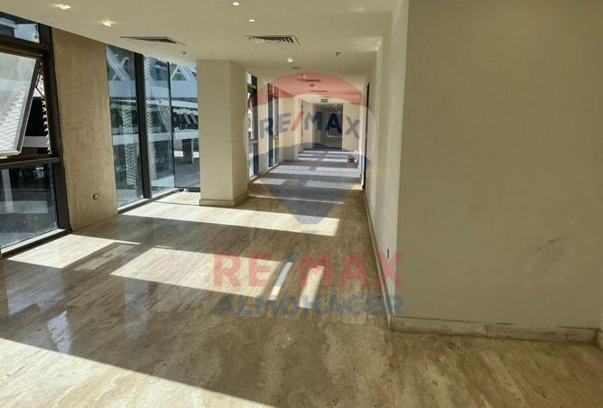7958846 - Property Image 2