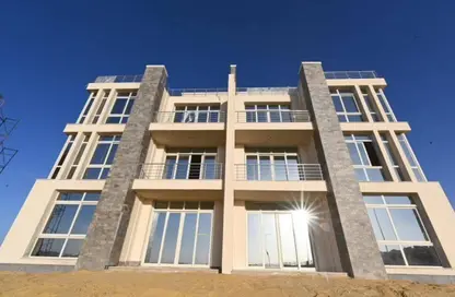 Chalet - 2 Bedrooms - 2 Bathrooms for sale in Marina 3 - Marina - Al Alamein - North Coast