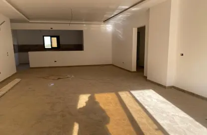 Apartment - 3 Bedrooms - 3 Bathrooms for sale in Al Khamayel city - Sheikh Zayed Compounds - Sheikh Zayed City - Giza