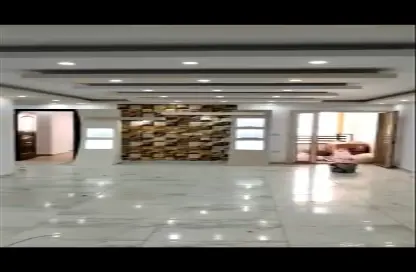 مساحات مكتبية - استوديو - 2 حمامات للايجار في المهندسين - الجيزة