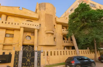 فيلا - 5 غرف نوم - 4 حمامات للبيع في البوابة الرابعة - مينا - حدائق الاهرام - الجيزة