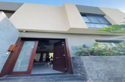 Villa - 4 Bedrooms - 4 Bathrooms for sale in Hood 3 St. - Green Belt - 6 October City - Giza