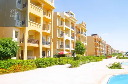 Chalet - 3 Bedrooms - 3 Bathrooms for sale in Emirates Heights - Qesm Ad Dabaah - North Coast