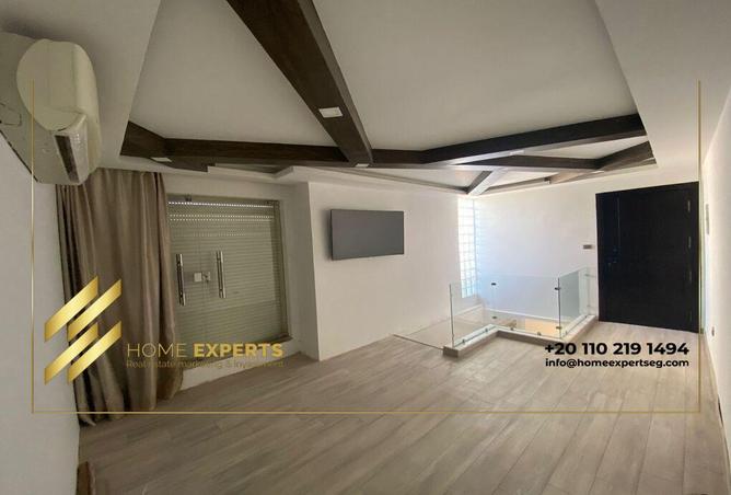 7981812 - Property Image 2