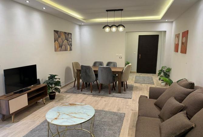 8332161 - Property Image 2